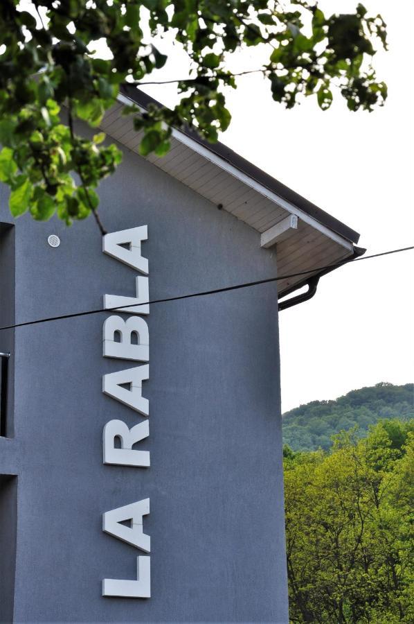 Hotel La Rabla Dubova Exterior foto